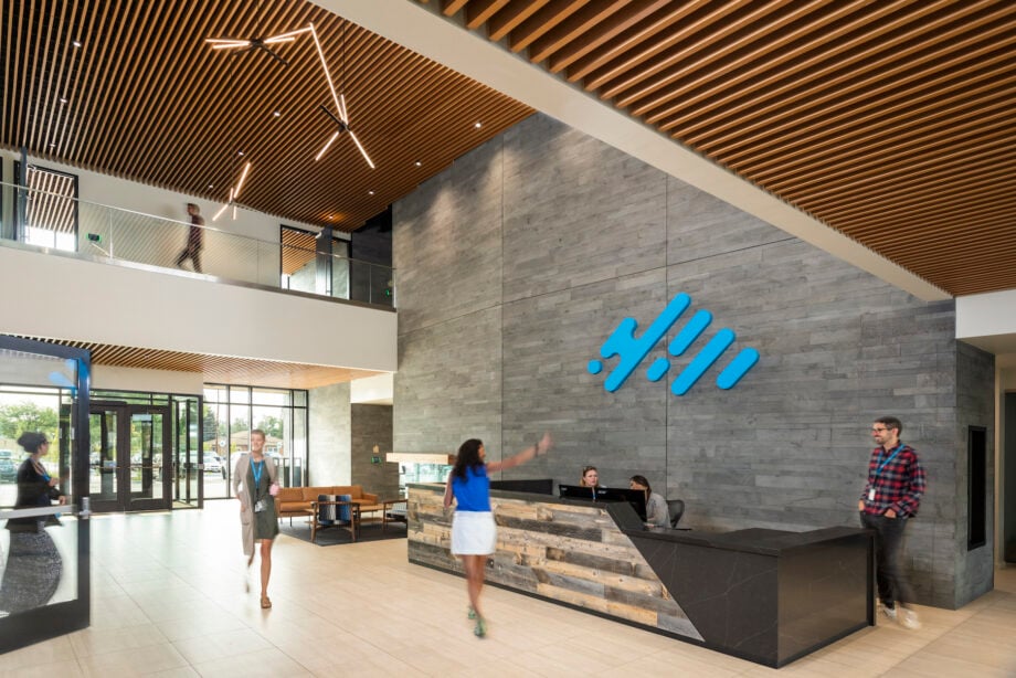 Platinum-Planc-Interior-Commercial-Feature-Wall-Stone-Veneer-Blue-Federal