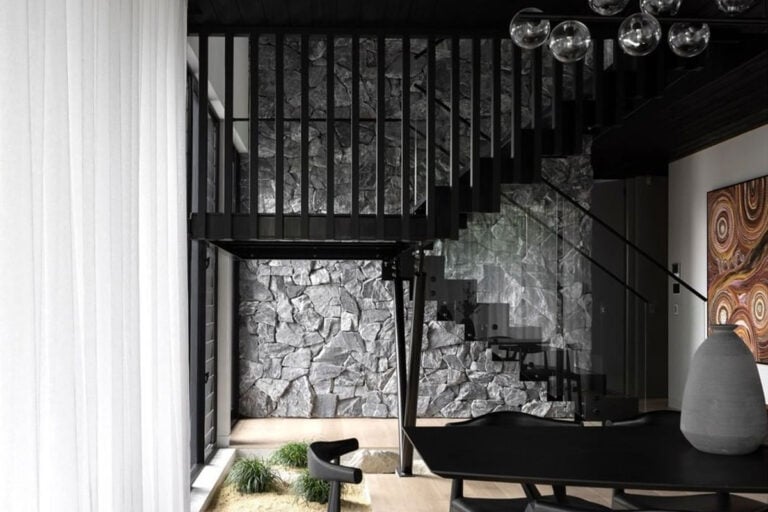 Photo inspiration: Stylish Natural Stone Illuminated Accents Reference: 12 Stunning Stone Accent Wall Ideas