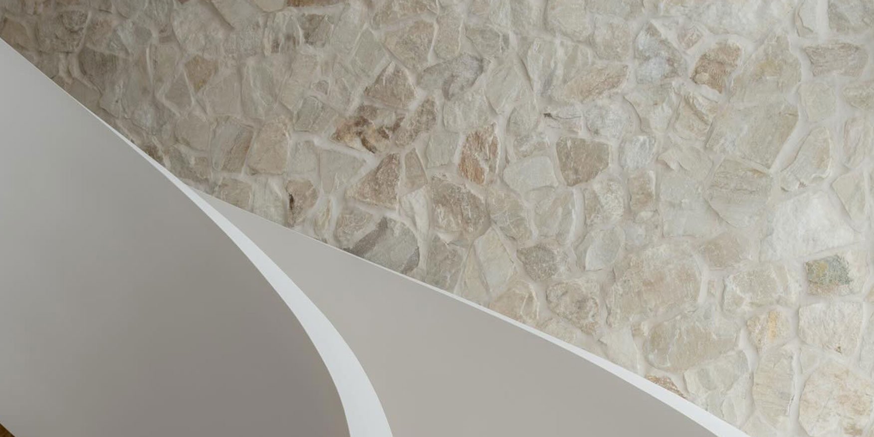 Sonoma Irregular Stone Terraform Staircase aspect ratio 2 1